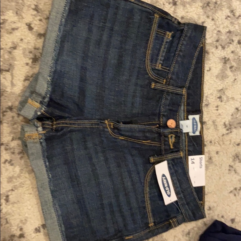 dark blue jean shorts from old navy